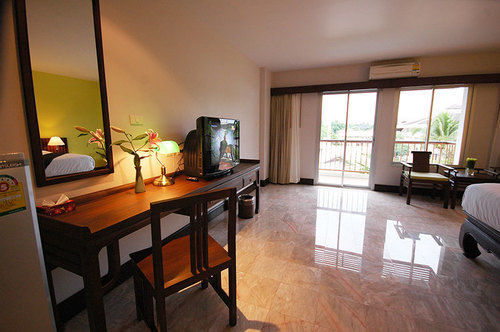 Sakorn And Aparthotel
